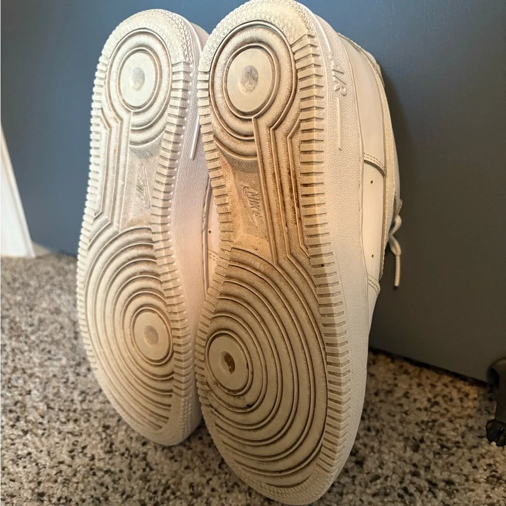 Nike Airforce - Picture 3 of 5